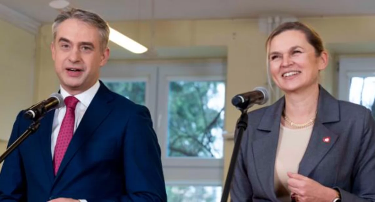 Minister cyfryzacji, Krzysztof Gawkowski i ministra edukacji Barbara Nowacka. Foto. MEN