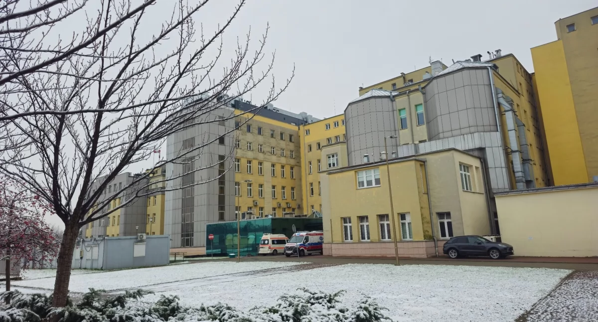 Szpital podkreśla, że oddziały prowadzące leczenie chorób płuc nie są likwidowane. Foto. Szpital Miejski Specjalistyczny im. Gabriela Narutowicza w Krakowie