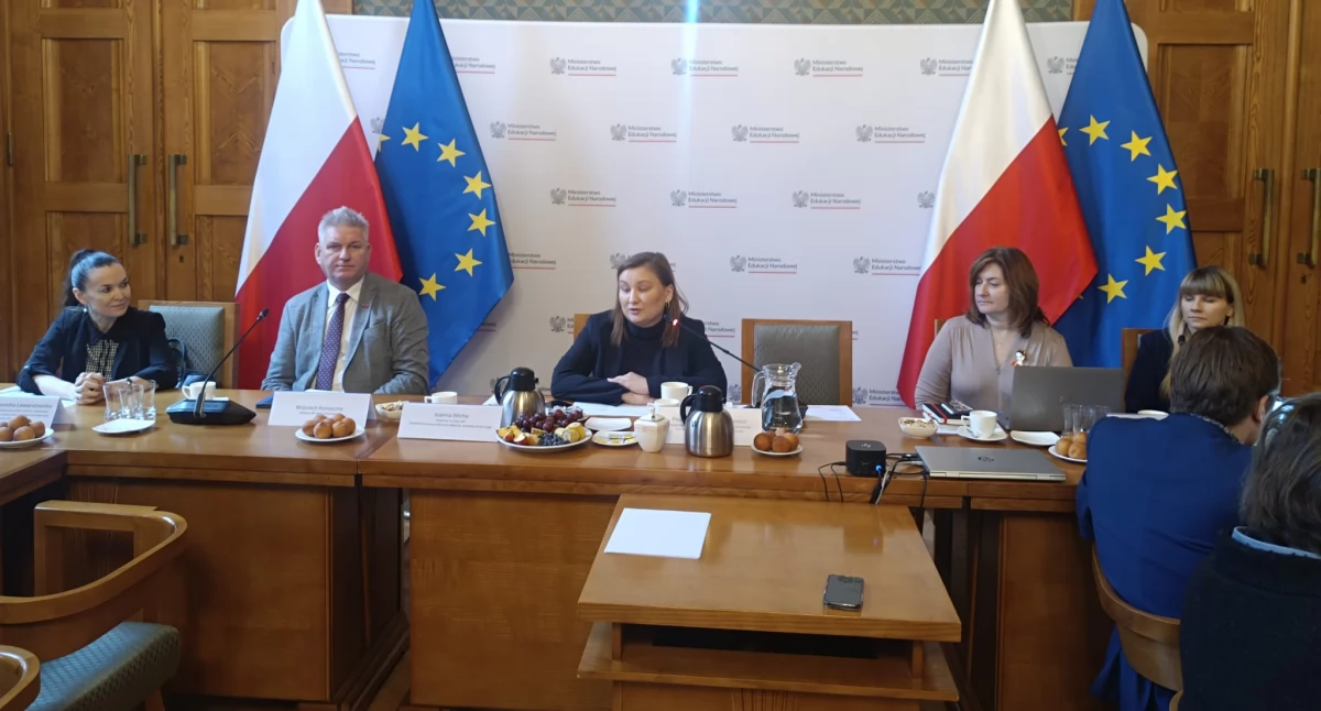 Na zdjęciu, od lewej: dr n. med. Anna Lewandowska, Wojciech Konieczny, Paulina Piechna-Więckiewicz, Monika Horna-Cieślak. Foto: Małgorzata Hnat/PolitykaZdrowotna.com