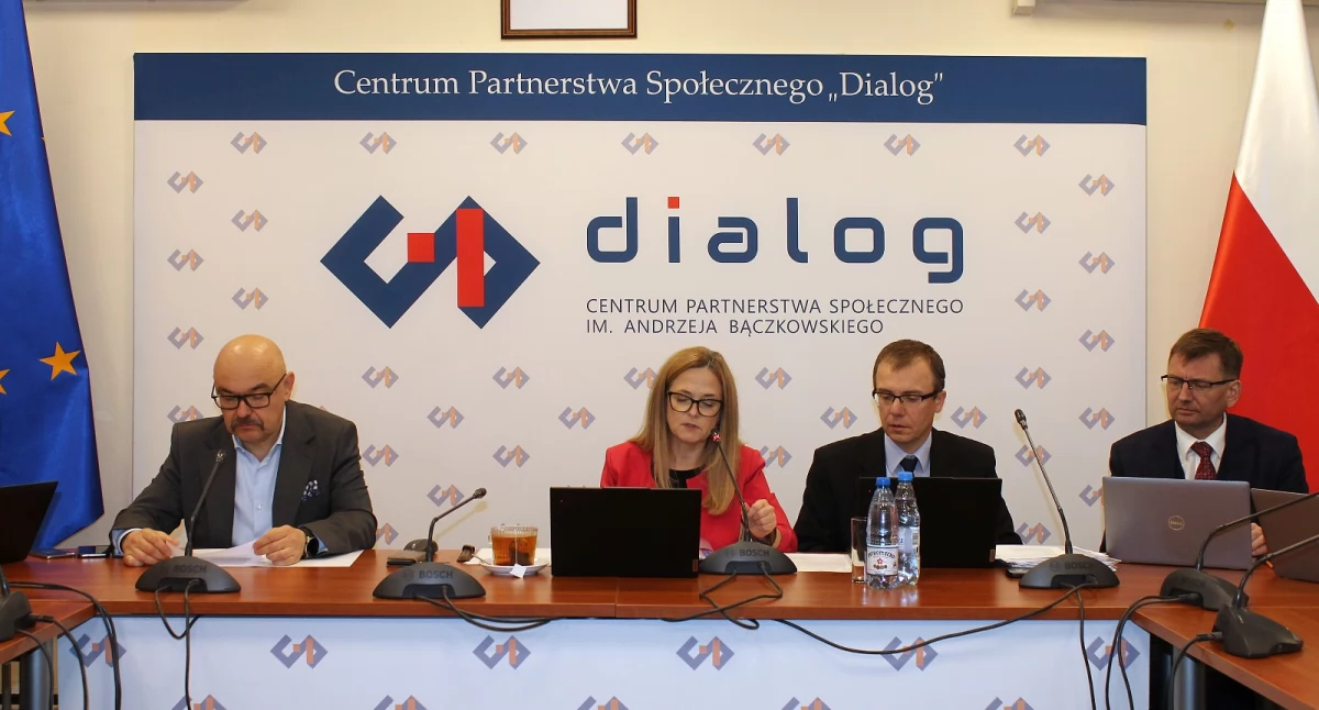 Posiedzenie zespołu w listopadzie 2025 roku. Fot. gov.pl