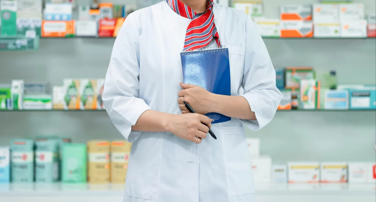 Apteki, farmacja, Kodeina nieletni aptekach farmaceuci muszą odmawiać sprzedaży - zdjęcie, fotografia