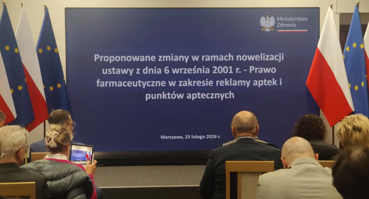 Spotkanie konsultacyjne ws. reklamowania się aptek. Fot. MZ