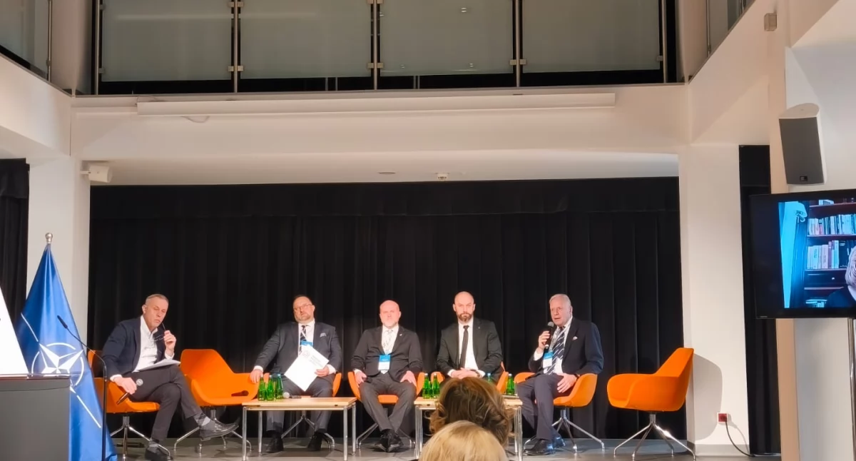 Na zdjęciu: dr. n. med. Jakub Gierczyński, Krzysztof Kopeć, Krzysztof Łanda, Łukasz Pietrzak, dr n. med. Michał Sutkowski