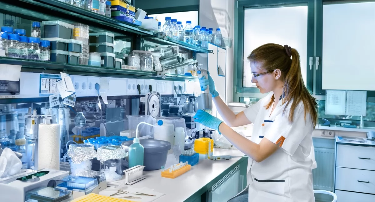 Raport Vaccines Europe Pipeline Review 2025. Fot. Canva