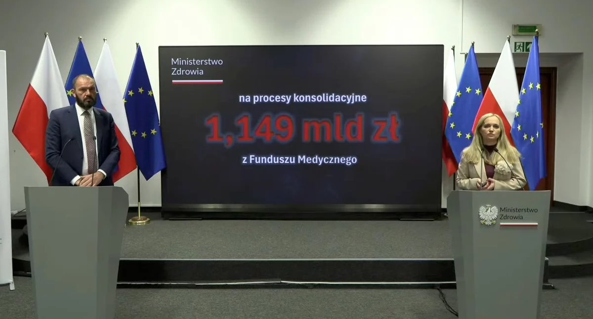 Briefing prasowy z udziałem minister zdrowia Jolanty Sobierańskiej-Grendy odotyczący procesów konsolidacyjnych. 