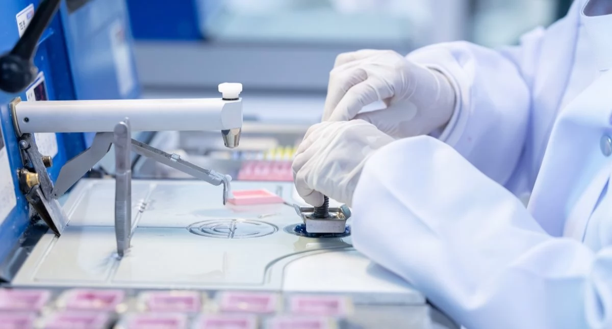 Badania kliniczne, Raport track badaniach klinicznych może przynieść kolosalne oszczędności - zdjęcie, fotografia