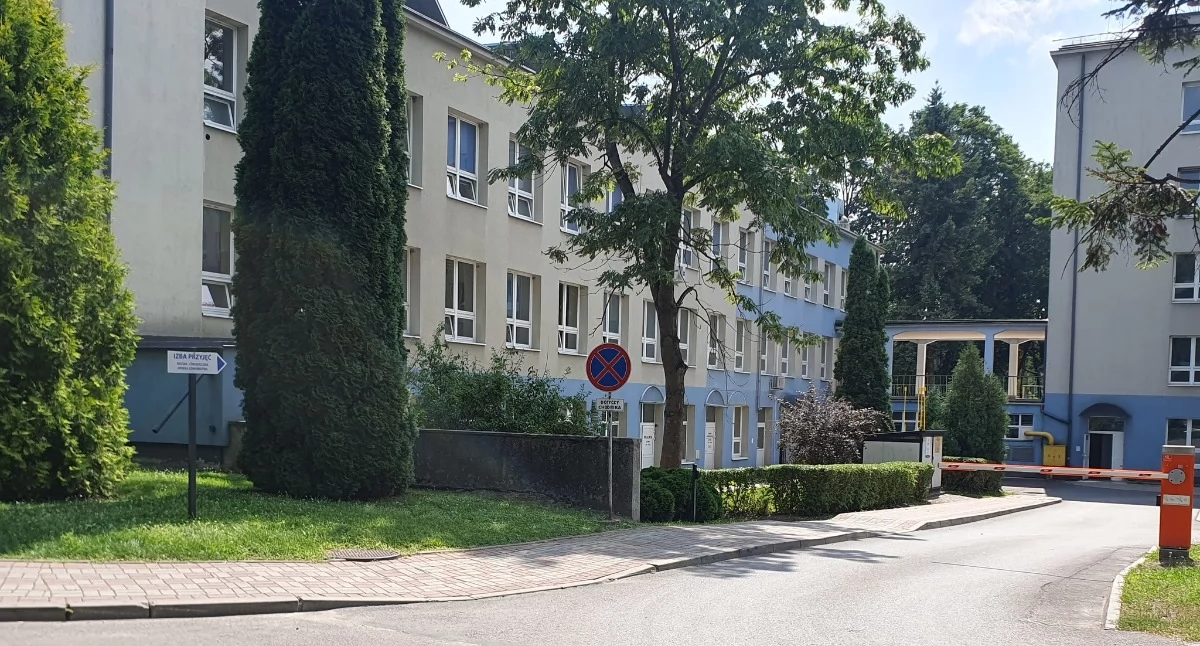Dyrekcja szpitala tłumaczy, że nie jest w stanie w takim samym tempie udzielać świadczeń. Foto. Szpital Powiatowy w Hrubieszowie