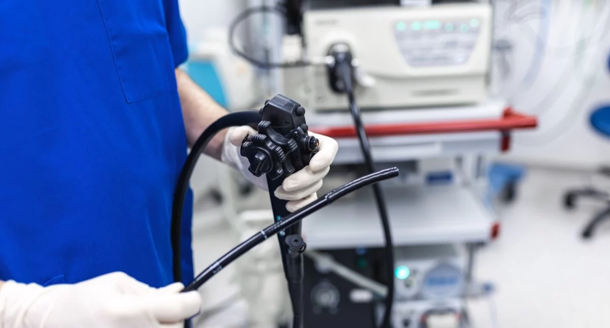 Badania kliniczne, Wyniki badania Polaka prestiżowym czasopiśmie Kolonoskopia zmniejsza ryzyko zachorowania jelita grubego nawet połowę - zdjęcie, fotografia