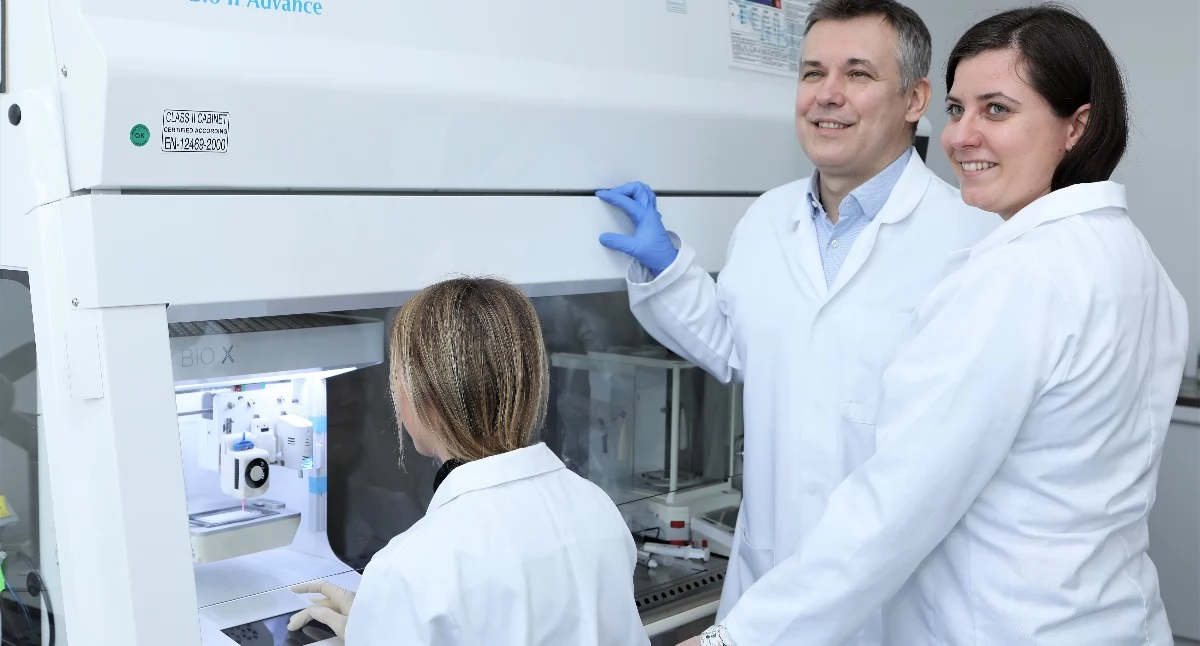 prof. dr hab. Marek Wszoła, dr n. med. Marek Klak