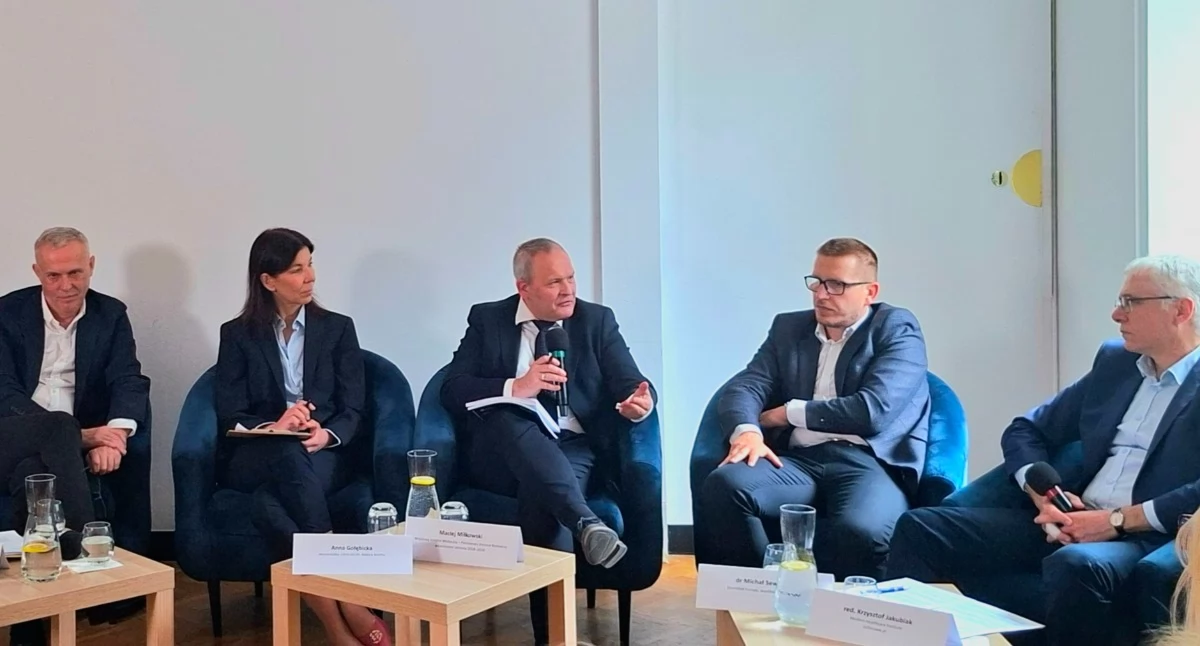 Konferencja „To czego nie widać kosztuje najwięcej. Wartość społeczno-ekonomiczna innowacji w ochranie zdrowia”  Foto: SJK 