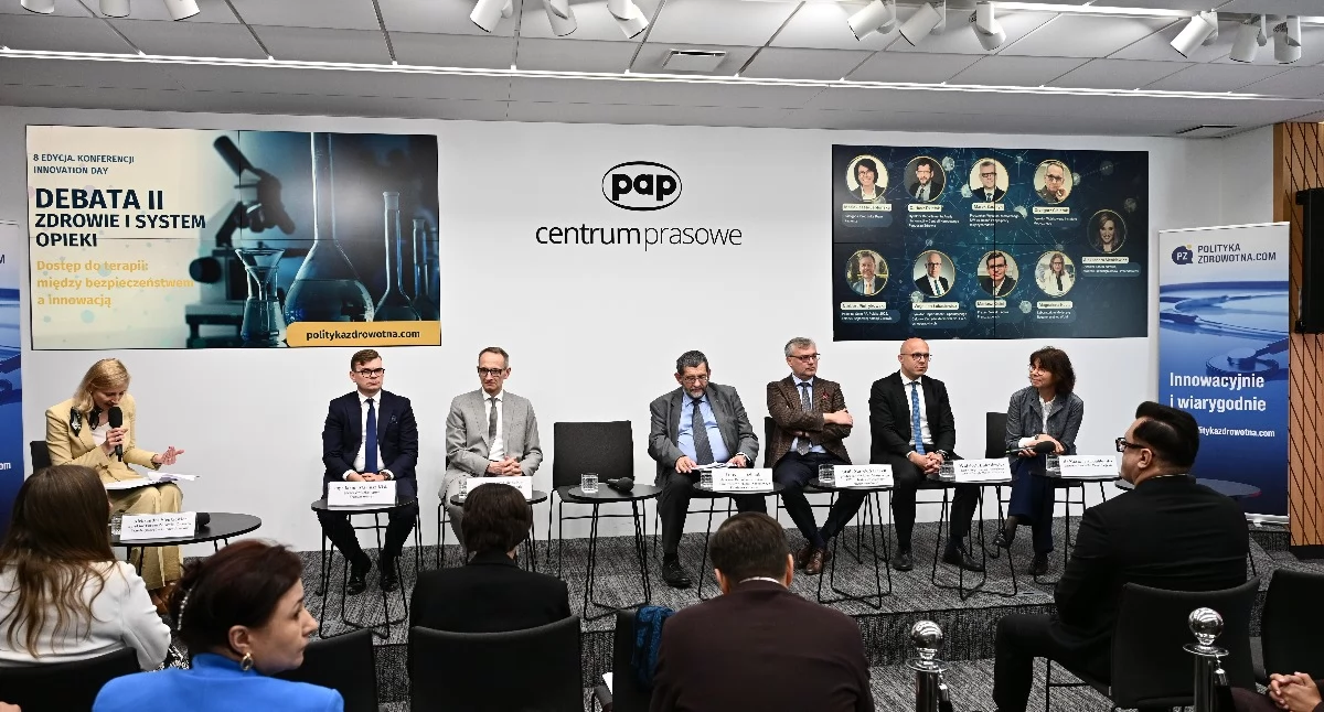 Innovation Day 2026. Aleksandra Sienkiewicz, Mariusz Kisiel, gen. Grzegorz Gielerak, Dariusz Dziełak, prof. Marek Saracyn, Wojciej Łuksiewicz