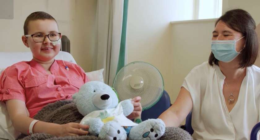 Alyssa, 13-letnia pacjentka po skutecznym leczeniu innowacyjną terapią w badaniu klinicznym 