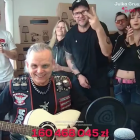  Na zdj. m.in. Tomasz Karolak, fot. stream/YouTube 
