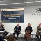  Od lewej: redaktor Robert Feluś, dr Artur Białkowski, dr Małgorzata Gałązka-Sobotka,...