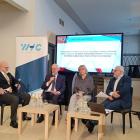  Dr Krzysztof Łanda z WHC, prowadzący, dr Andrzej Mądrala, założyciel i były prezes...