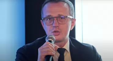 Dr n. med. Piotr Kania: 