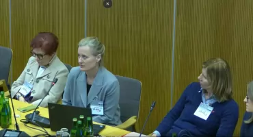W Sejmie: System suplementów diety sprzyja szarej strefie i wymyka się spod kontroli państwa: „To się opłaca”