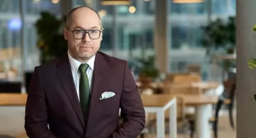 Cyfryzacja ochrony zdrowia przyspiesza. „Bez interoperacyjności to będzie tylko drogi chaos” – dr Artur Drobniak, prezes ORL w Warszawie