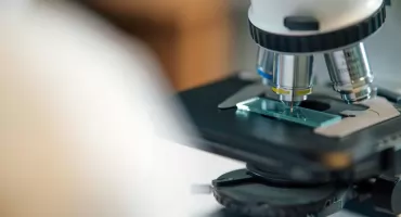 Agencja Badań Medycznych zaprasza na webinar o badaniach klinicznych