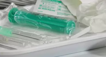 HPV zbiera śmiertelne żniwo, a szczepi się tylko co piąte dziecko. 