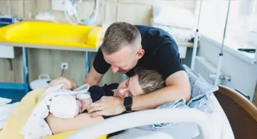 700 porodów rocznie. Znikają kolejne porodówki