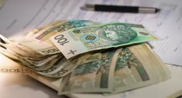 Kolejne wysokie wynagrodzenie lekarza ujawnione. Dyrektor szpitala w Tomaszowie Lubelskim zarobił setki tysięcy złotych