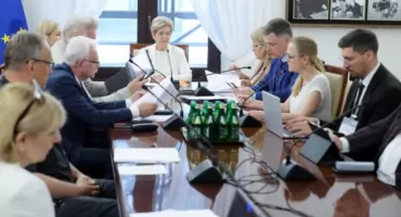 Patostreaming zagrożony więzieniem, a leczenie uzależnień dostępniejsze niż dotąd. Senat przyspiesza ważne zmiany w prawie