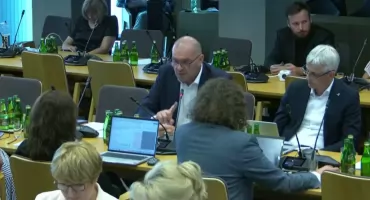 Pieniędzy więcej, ale za mało. Posłowie zaopiniowali projekt planu finansowego NFZna 2027 rok.