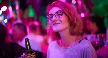 Opener, OFF Festival, Męskie Granie… Co dzieci i młodzież wynoszą z letnich festiwali? Badania pokazują związek z późniejszym piciem alkoholu