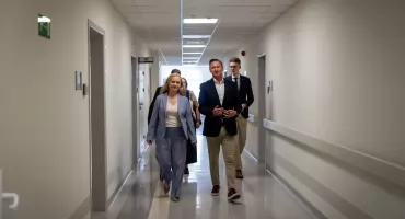 Jawne konkursy i umowy. Ministerstwo Zdrowia pokazuje projekt ustawy