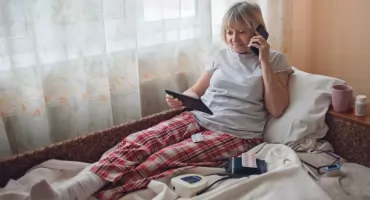 Telemedycyna dla seniorów: co oferuje NFZ?
