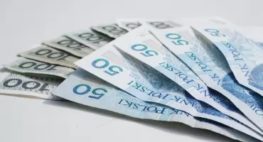 „Mam dość systemu”. Dyrektor szpitala obniża sobie pensję o 25 proc., gdy media piszą o lekarzach milionerach