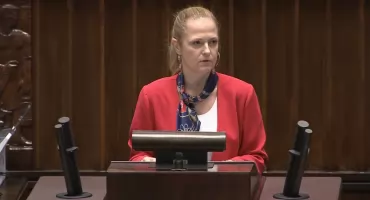 Podwójne MBA wiceminister Kęckiej. Pierwszy dyplom zrobiła w Collegium Humanum