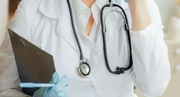 Sondaż IBRiS: Polacy chcą rozdzielenia pracy lekarzy w publicznej i prywatnej ochronie zdrowia
